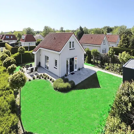 Semesterbostad Paleisje *