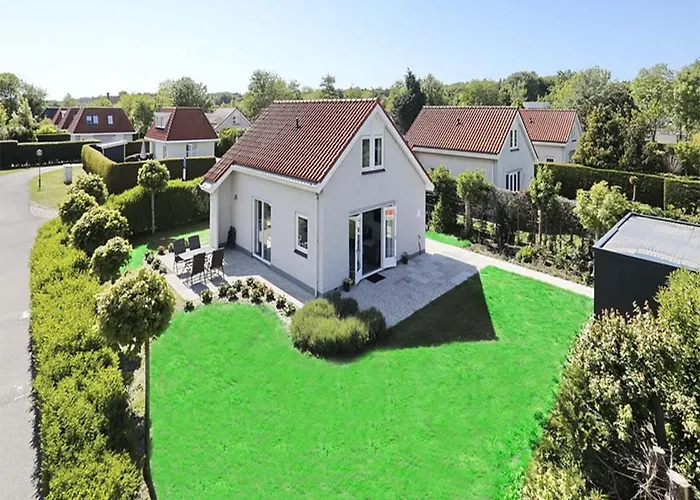 Semesterbostad Paleisje *