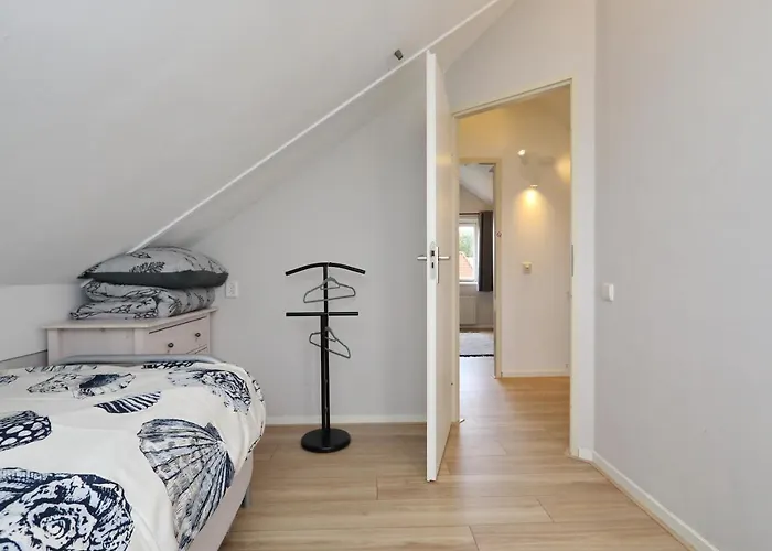 Semesterbostad Paleisje *